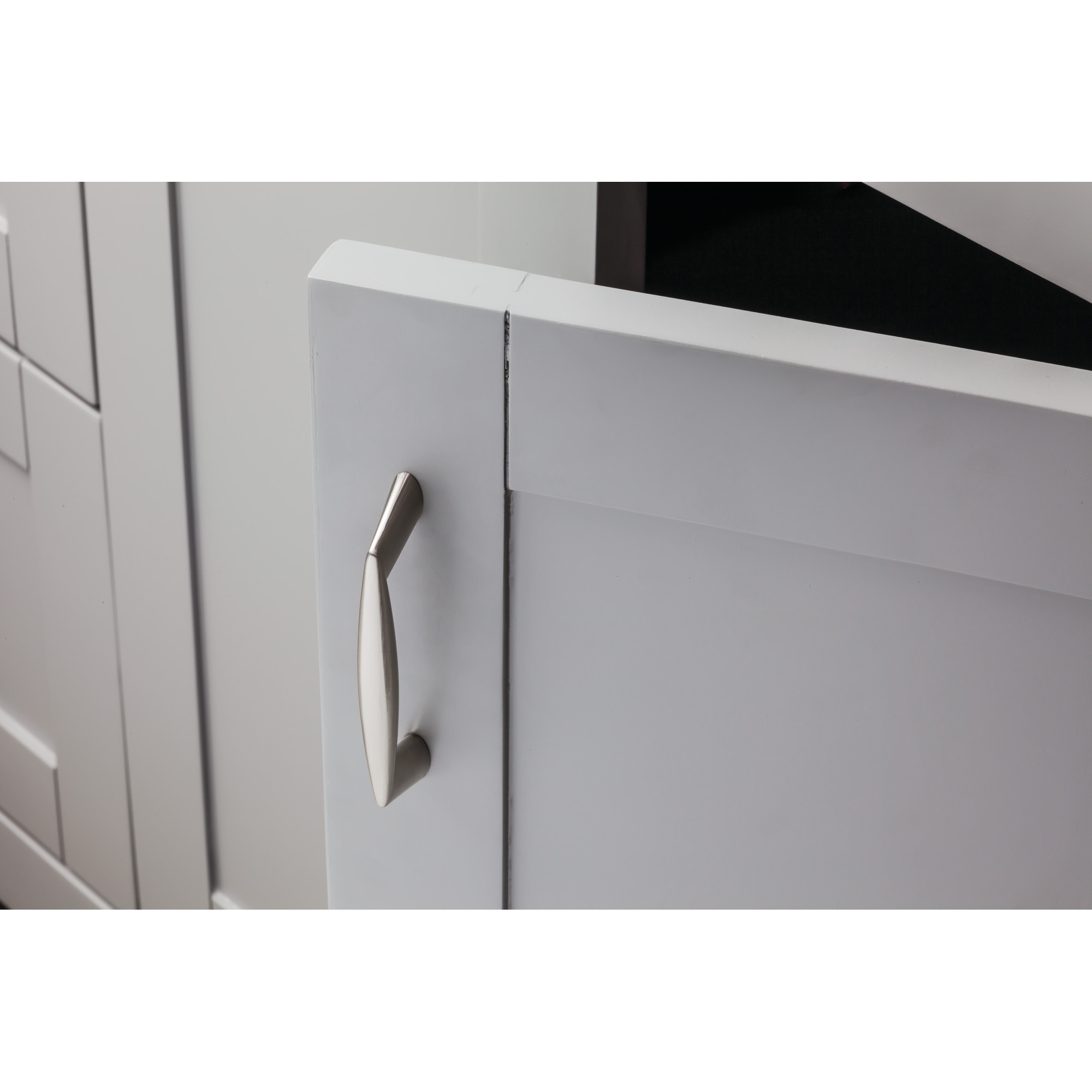 Zachary Cabinet Pull in Satin Nickel