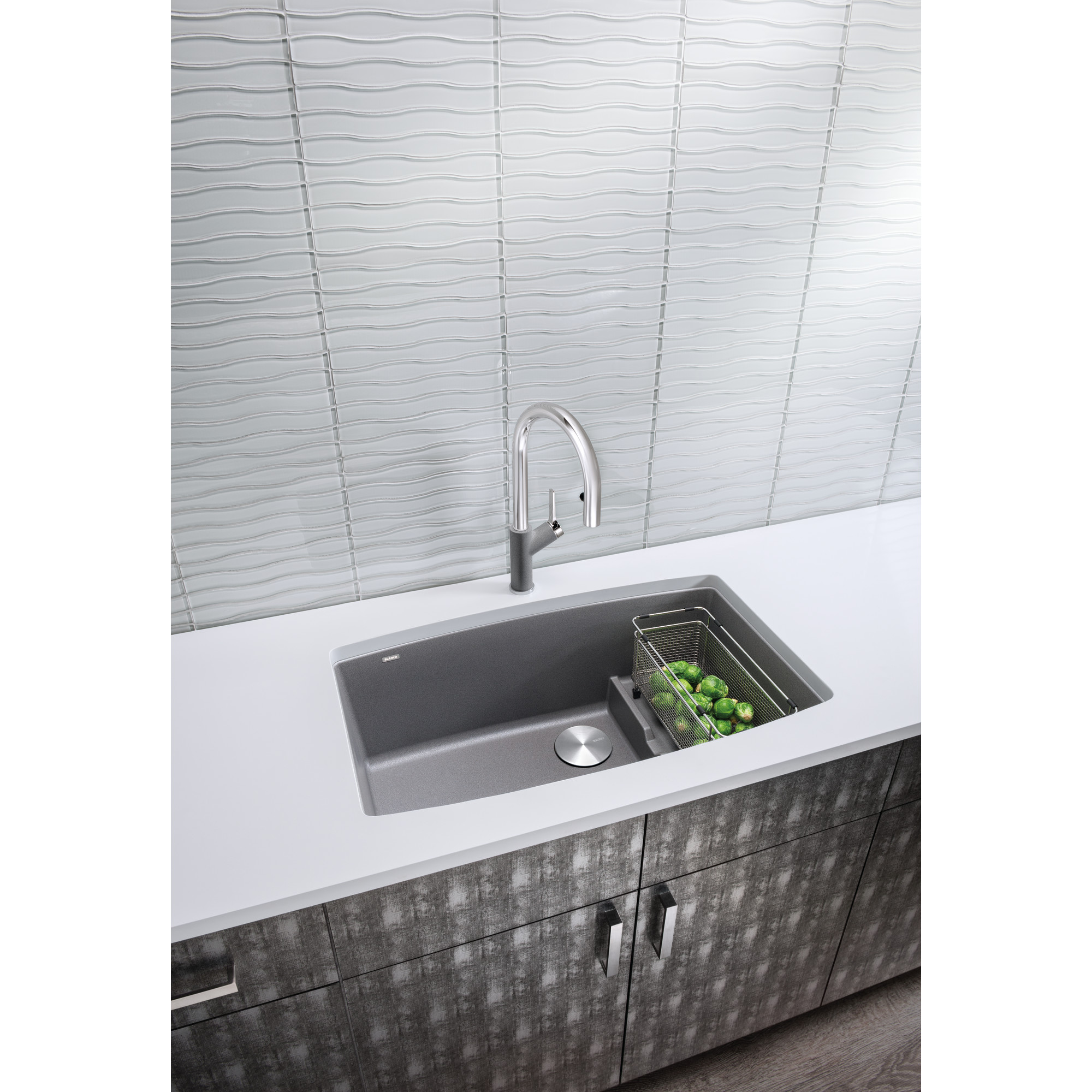 Lund Knob 1 1/4 Inch Tuscan Bronze - Image 4