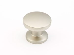 Northport Smooth Round Knob in Satin Nickel