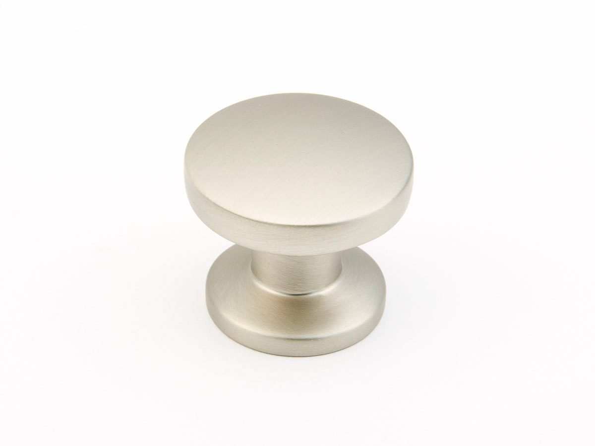 Northport Smooth Round Knob in Satin Nickel